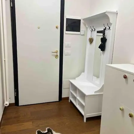 Petit Bijou - Corbet - Monolocale Con Divano Letto In - Massimo 3 Persone Apartamento