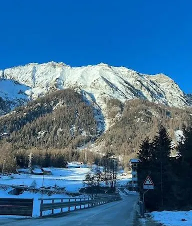 Petit Bijou - Corbet - Monolocale Con Divano Letto In - Massimo 3 Persone * Champoluc