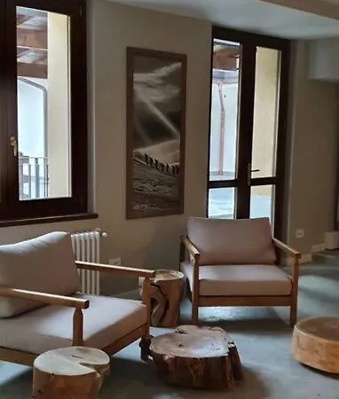 Appartamento Petit Bijou - Corbet - Monolocale Con Divano Letto In - Massimo 3 Persone Champoluc